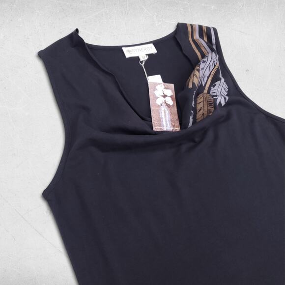 NWT Synergy Shift Dress Size M Black Arrow/Feather Motifs Scoop Neck Knee Length - Picture 11 of 14